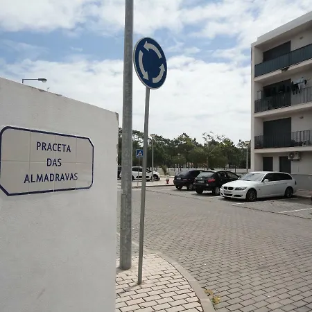 Monte Gordo, 2 Bedroom Apartament Near Ocean, Algarve * Monte Gordo